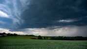 Lokal sind bis zu 40 Liter Regen pro Quadratmeter möglich.