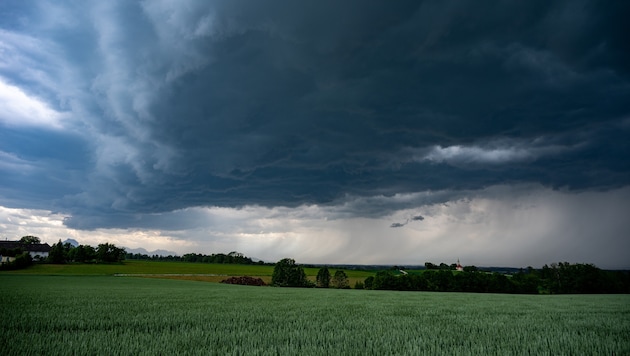 Lokal sind bis zu 40 Liter Regen pro Quadratmeter möglich.