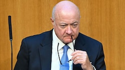 Am Freitagabend dürfte der Parteivorstand den Ausschluss Walter Rucks aus der ÖVP empfehlen. ...