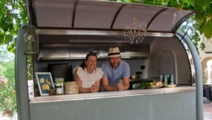 Martina und Michael Janoschek freuen sich auf ihr „Bei Freunden am Hof“. Am 11. Juli geht‘s ...