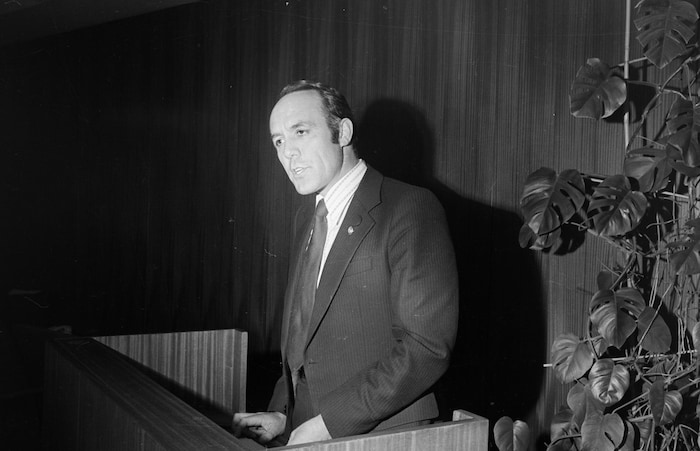 Bertram Jäger im Jahr 1973 bei einer Sitzung der Vorarlberger Arbeiterkammer.