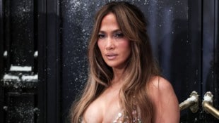 Ihre Kinder sind aus dem Haus. J.Lo fragte sich zunächst: „Was soll ich mit diesem Freiraum und ...