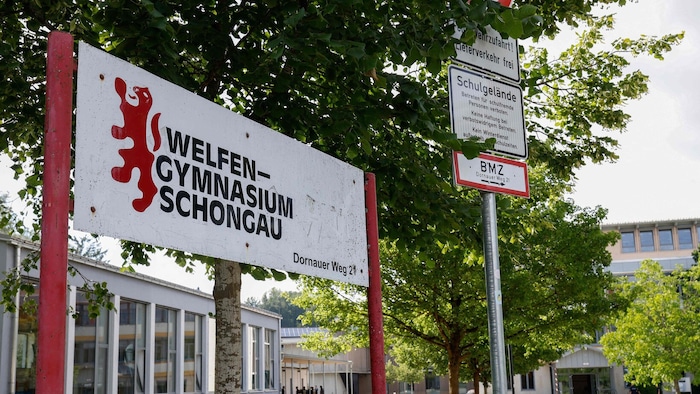 Am Donnerstag waren Kriseninterventionsteams vor Ort, um die Schülerinnen und Schüler psychisch ...
