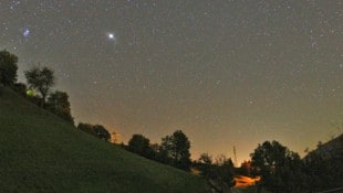 Klare Aussichten: Nach den letzten Wolken zeigt sich der Himmel in der Nacht vielerorts ...