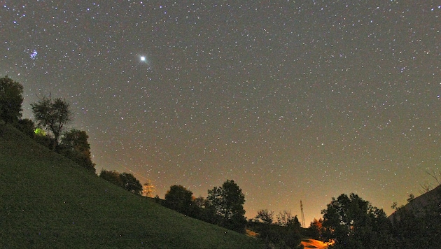 Klare Aussichten: Nach den letzten Wolken zeigt sich der Himmel in der Nacht vielerorts ...