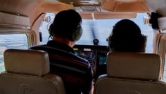 Diesen Übungsflug wird die Schülerin wohl nie wieder vergessen (Symbolbild).