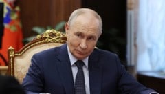 Russlands Präsident Wladimir Putin arbeitet laut Insiderinnen und Insidern an der nächsten ...