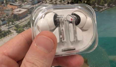 Das ungewöhnliche Design mit transparenten Elementen ist nicht der einzige Punkt, in dem sich ...