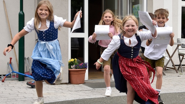 Ab in die Ferien: Kinder der Mini-Volksschule Oberweißburg im Lungau