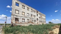 Seit Jahren sorgt das desolate Zollhaus für Diskussionen.