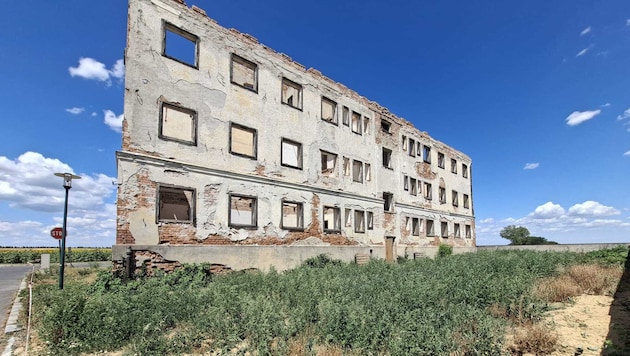 Seit Jahren sorgt das desolate Zollhaus für Diskussionen.