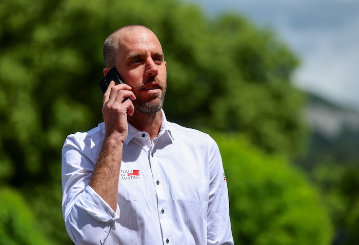 Organisationsleiter Rupert Hödlmoser steht während der Tour of Austria unter Dauerstrom – ...