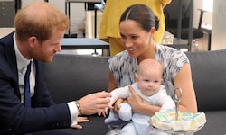 Prinz Harry und Herzogin Meghan mit Baby-Prinzen Archie, der mittlerweile sieben Jahre alt ist. 