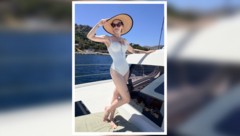 Kelly Osbourne strahlt auf einer Luxus-Yacht in einem eleganten weißen Badeanzug – mit ihrem ...