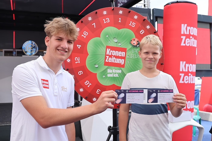 Am Glücksrad drehen und prompt Frei- karten für die Tennisspiele gewinnen.