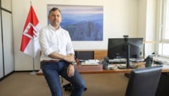Das neue Regierungsmitglied Markus Klien (FPÖ) ist seit Donnerstag für die Ressorts Sicherheit, ...
