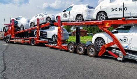Die Chinesen rollen an.