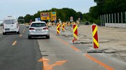 Auf der A9 zwischen Webling und Schwarzlsee sind in den Ferien immer drei Spuren befahrbar. 