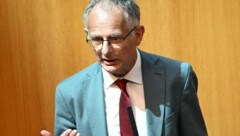 Finanzminister Markus Marterbauer (SPÖ) hatte den letzten Debattentag genutzt, um noch einmal um ...