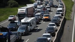 Vor allem in Richtung Süden brauchen Autofahrer heute Geduld.