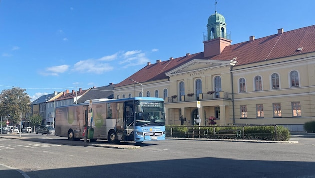 Die Oberwarter Hauptstraße und der Busbahnhof: Wann mit dem Umbau begonnen wird, steht noch ...