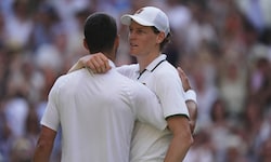 Jannik Sinner und Novak Djokovic