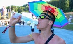 Moritz hat mit spezieller Kopfbedeckung vorgesorgt.