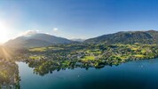 Der Millstätter See ist beliebtes Badeziel – auch bei älteren und behinderten Personen.
