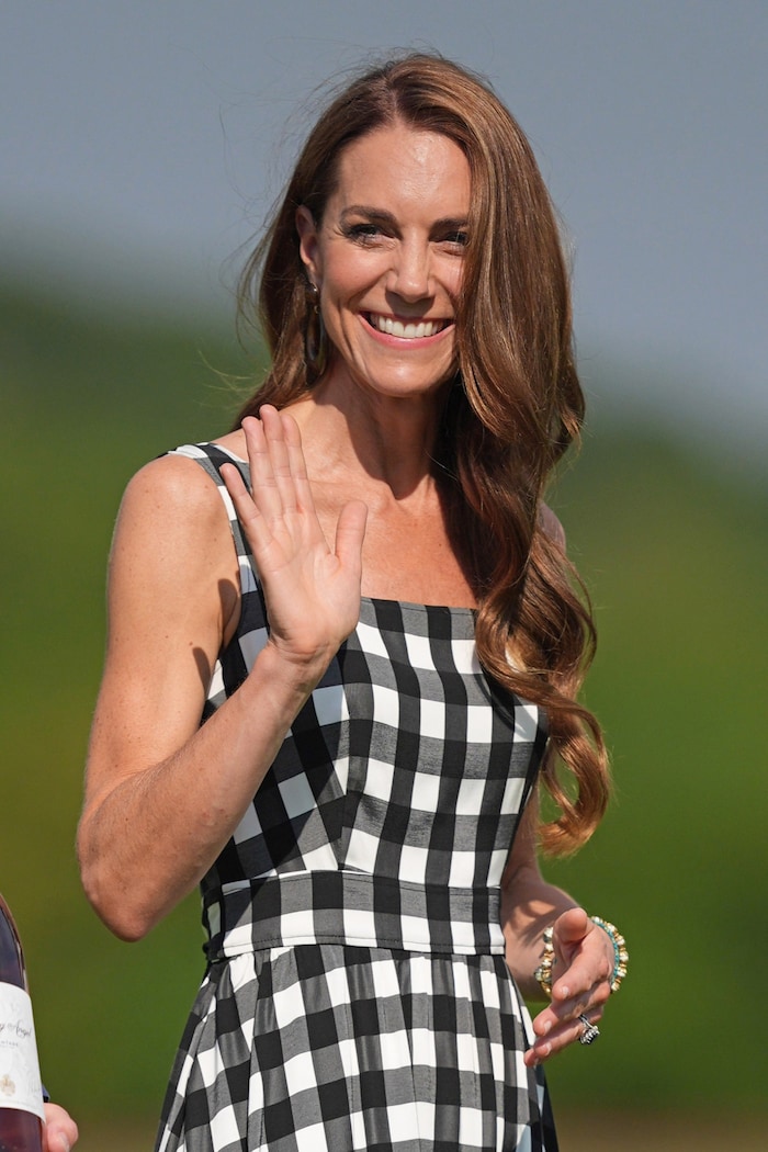 Prinzessin Kate begeisterte im karierten Sommerkleid in Windsor.