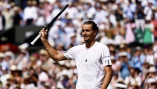 Alexander Zverev greift Sonntag nach dem Wimbledon-Titel.