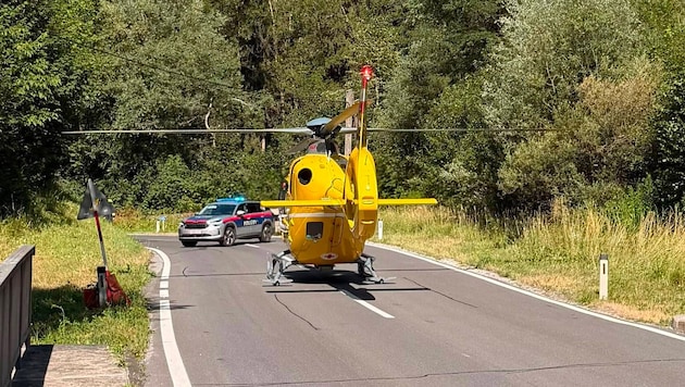 An der Unfallstelle auf der B77.