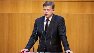 Thomas Topf „Wien zahlt mehr als Finnland“: Veit Dengler ärgert Parteigeld.
