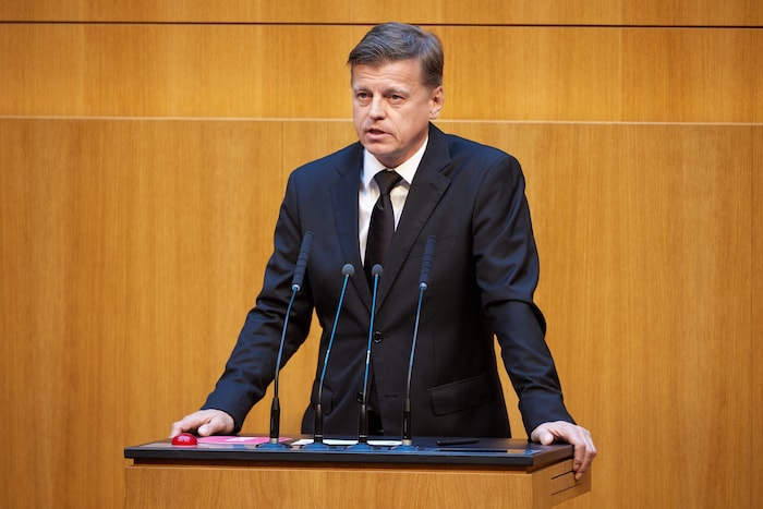 Der Ausschluss von Veit Dengler bewegt die Leser – viele sehen darin mehr als einen ...