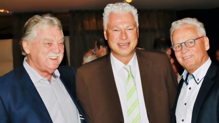 Fußballmäzen Kratky mit Toni Polster (M.) und Reinhard Kraus.