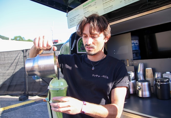 Felix Kriegler bot etliche Matcha-Variationen an.
