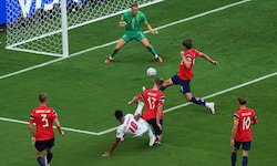 Jude Bellingham trifft zum 1:1 – zuvor hätte der VAR eingreifen müssen ...