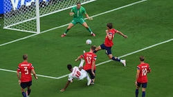 Jude Bellingham trifft zum 1:1 – zuvor hätte der VAR eingreifen müssen ...