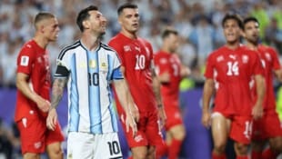 Messi strahlt: Argentinien bezwingt die Schweiz.