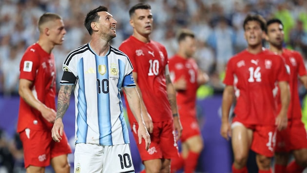 Messi strahlt: Argentinien bezwingt die Schweiz.