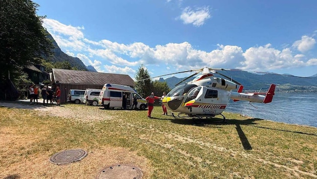 Die Rettung brachte den Verletzten ins Spital.