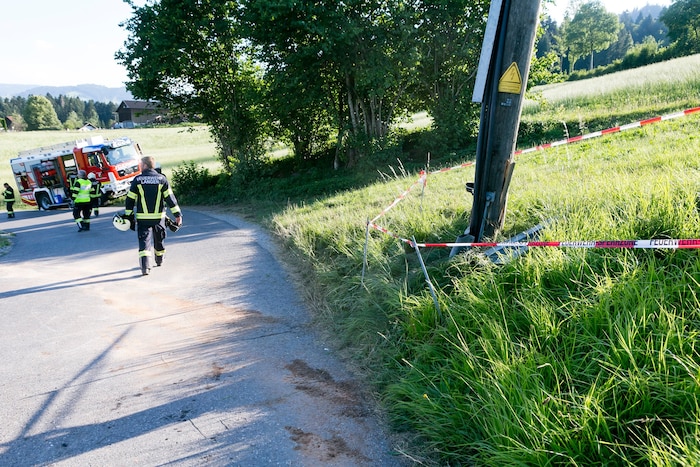 Der Stommast muss diese Woche ausgetauscht werden.