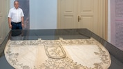 Sisis Hochzeitskleid ist bei der Sonderschau frau:macht:kunst im Museum im Stift St. Paul zu ...