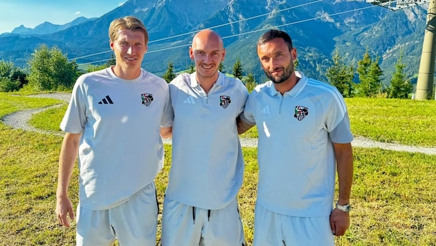 Neues Kapitänstrio: Piesinger, Wimmer und Pink.