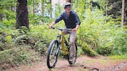 Wir testeten den neuen Avinox M2S Antrieb auf Forstwegen und Singletrails.