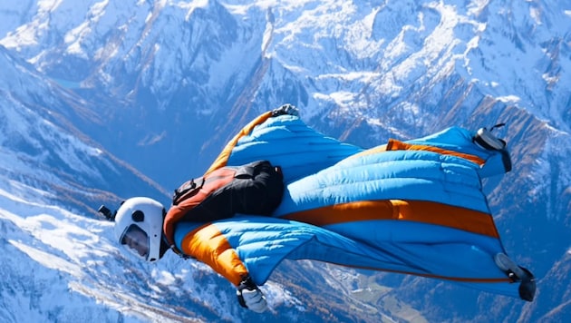 Wenn Lisa Buchner nur im Wingsuit durch die Lüfte schwebt, fühlt sie sich frei.