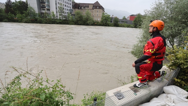Versiegelte Flächen tragen zum Anstieg von Pegeln bei – Einsatzkräfte hatten beim Hochwasser ...