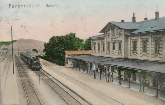 Das historische Bahnhofsgebäude Unterpurkersdorf wurde zu Kaiserszeiten errichtet. Die ÖBB ...