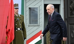 Staatspräsident Sulyok steht vor einer brisanten Entscheidung – die seine eigene politische ...