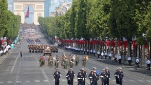 Militärparade zum französischen Nationalfeiertag: Mit dabei ist heuer auch eine Abordnung des ...