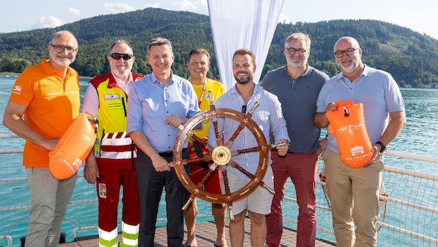 Der neue Landeshauptmann Daniel Fellner übernimmt heuer erstmals das Steuer bei „Schwimmen statt ...